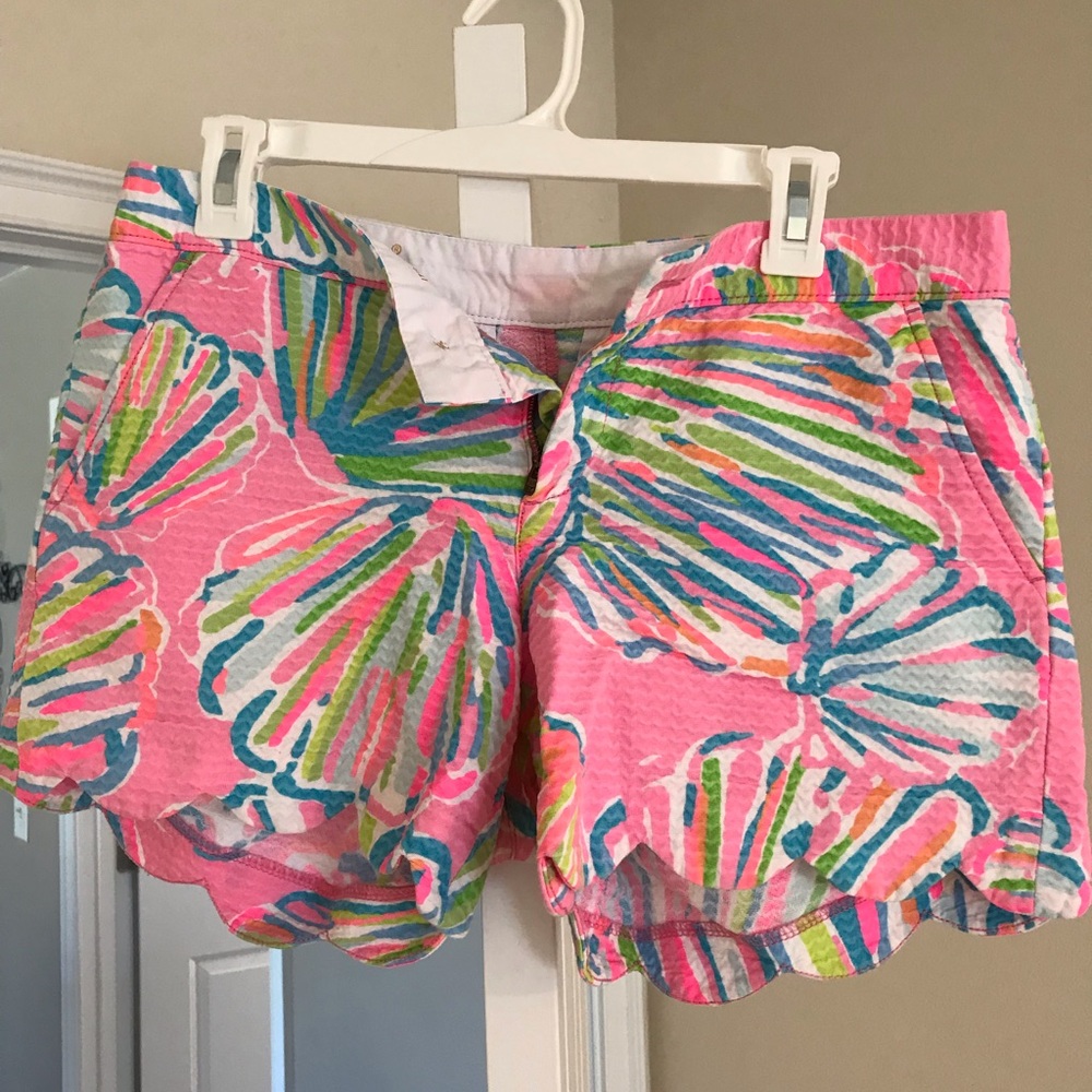 Lilly Pulitzer Sz 6 {The Buttercup Short} VGUC